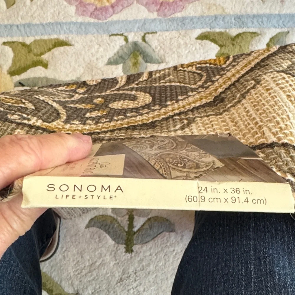 Sonoma Jute Accent Rug with Cream and Brown Tones NWT 234